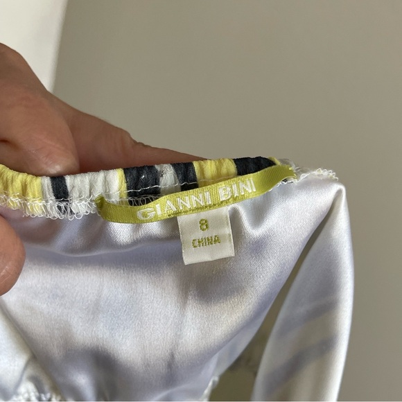 Yellow and Gray Women's Top Size 8 - Picture 6 of 7